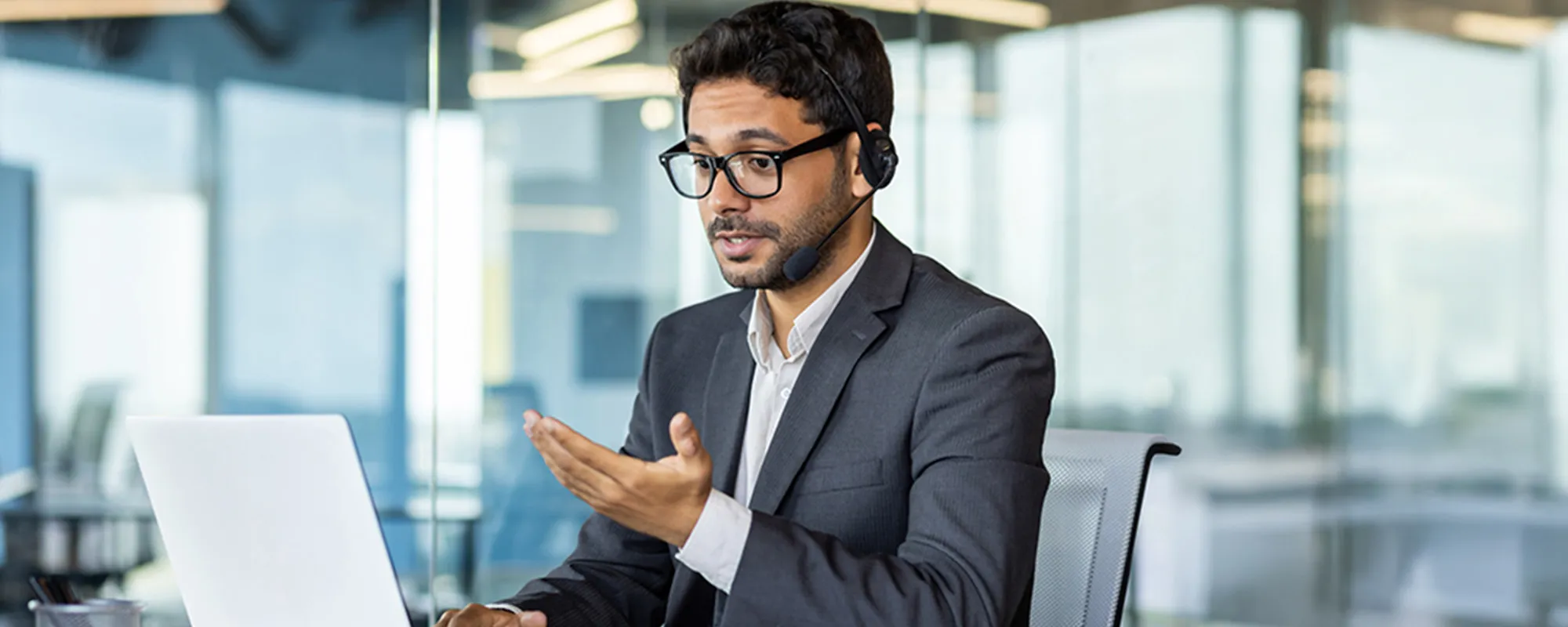 どの国のお客様にも一定品質のヘルプデスクを提供したい企業様向けイメージ画像